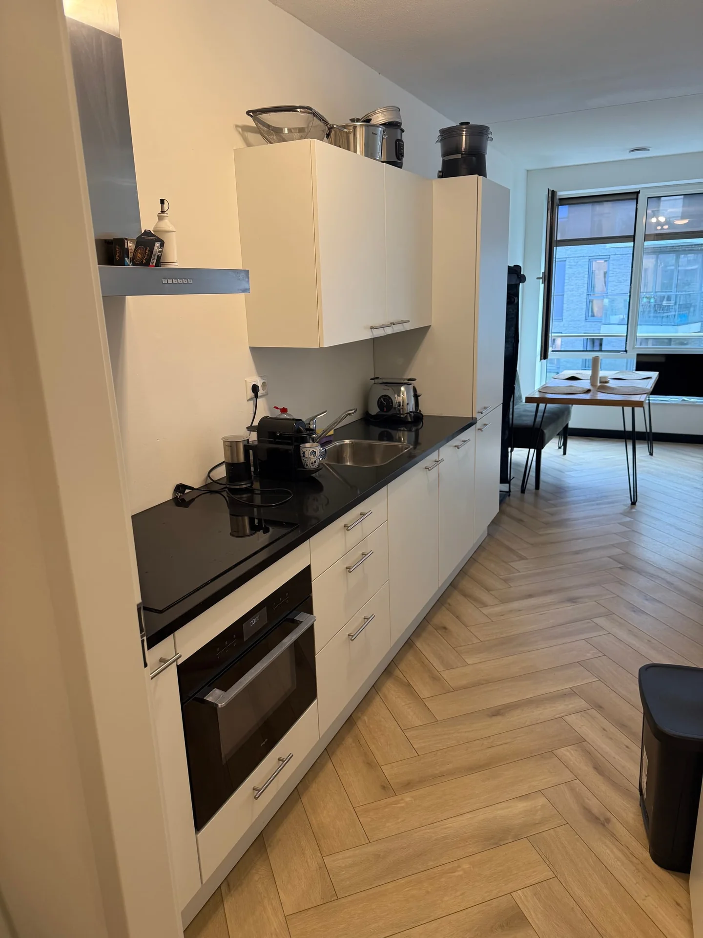 Foto van de Studio gelegen aan de Rookmelderstraat in Amsterdam