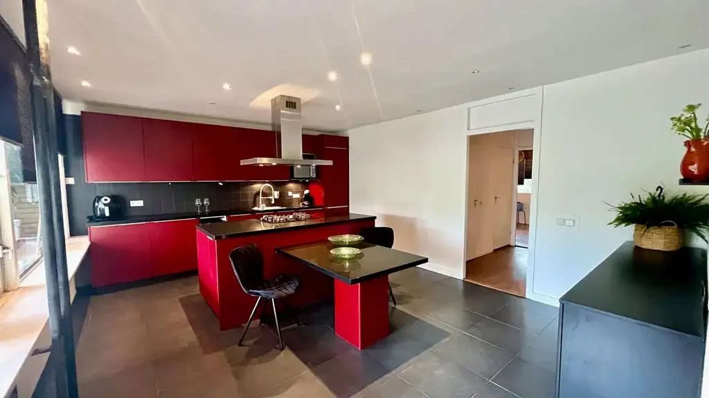 Foto van de Appartement gelegen aan de Gedempte sloot in Den Haag