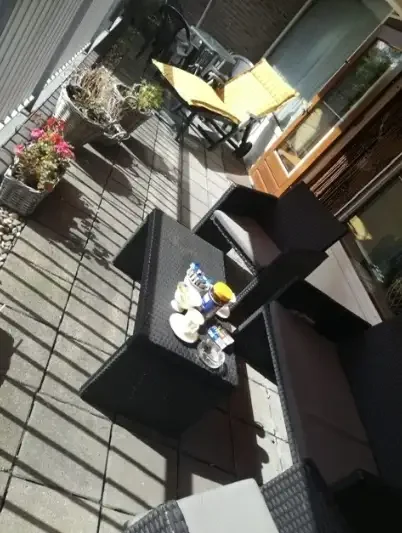 geblurde versie van de foto als achtergrond
