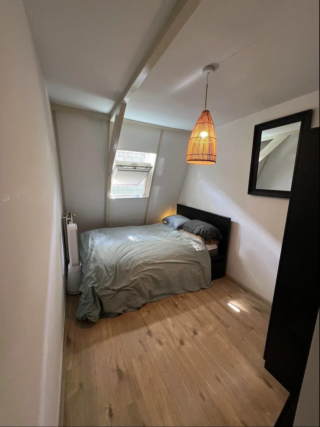 Foto van de Kamer gelegen aan de Wagenaarstraat in Amsterdam