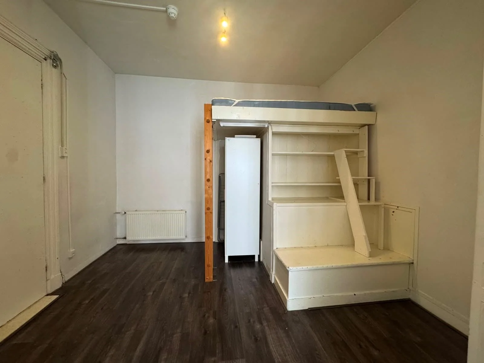 Foto van de Kamer gelegen aan de Oude Ebbingestraat in Groningen