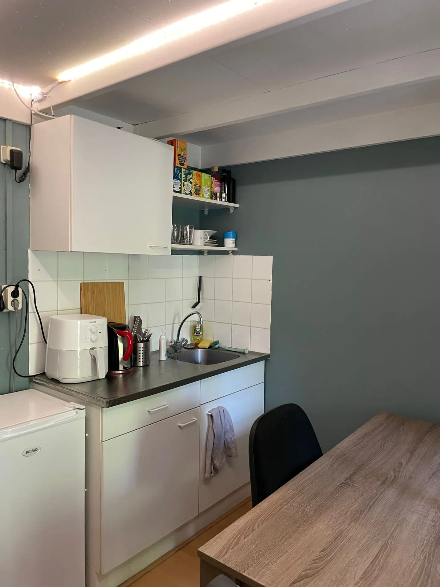 geblurde versie van de foto als achtergrond