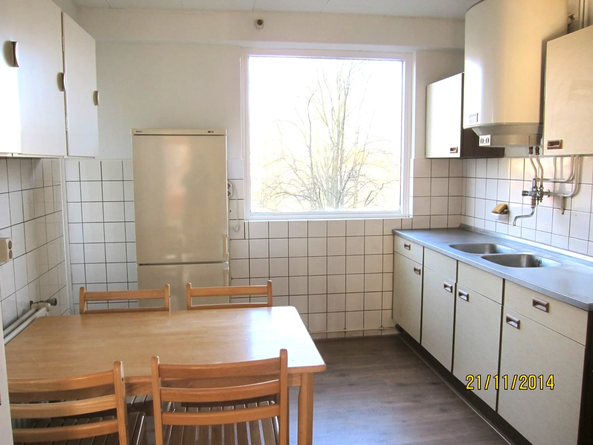 Foto van de Kamer gelegen aan de Edmond Hellenraadstraat in Rotterdam