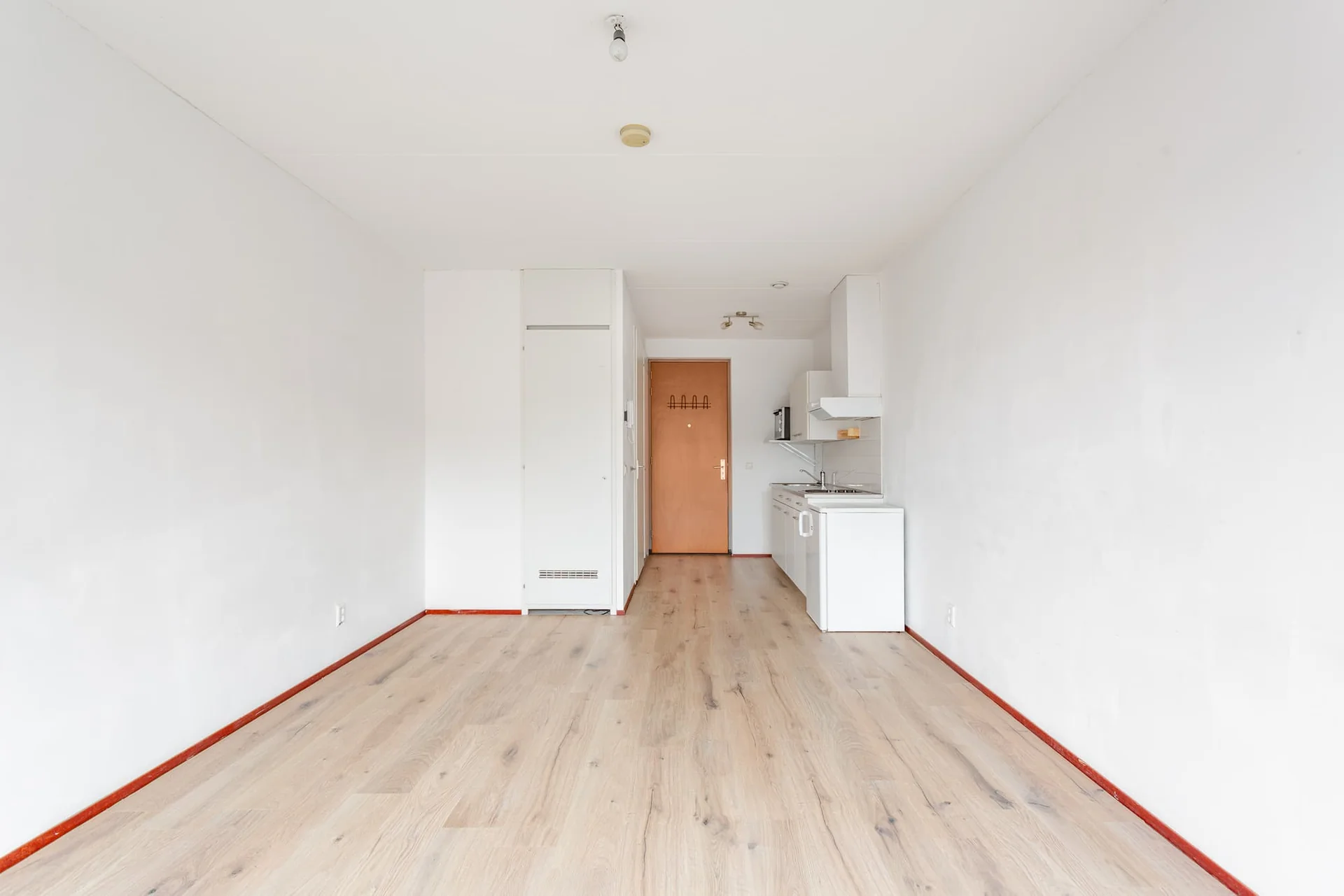 Foto van de Studio gelegen aan de Amstelvlietstraat in Amsterdam