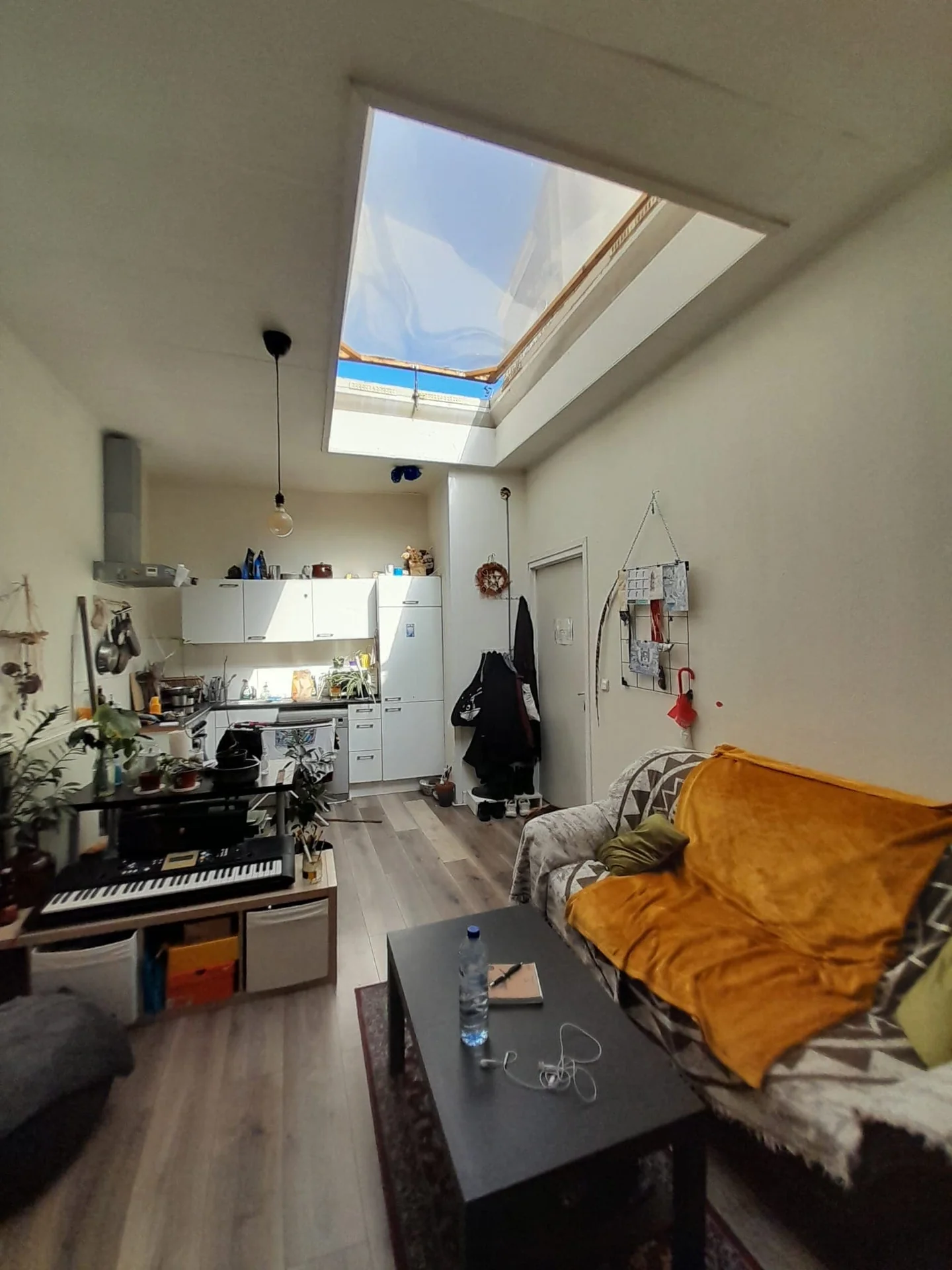 geblurde versie van de foto als achtergrond
