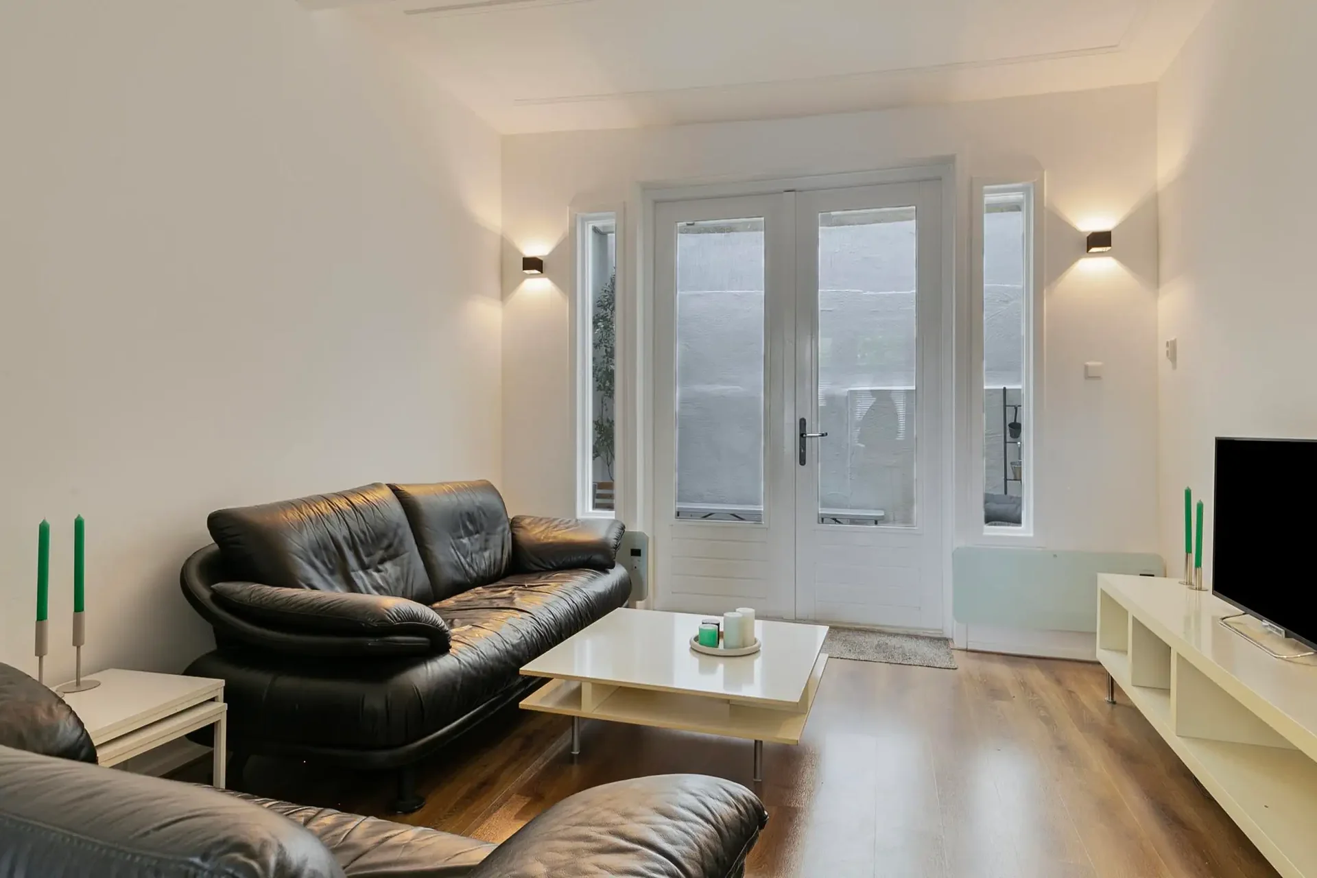 geblurde versie van de foto als achtergrond