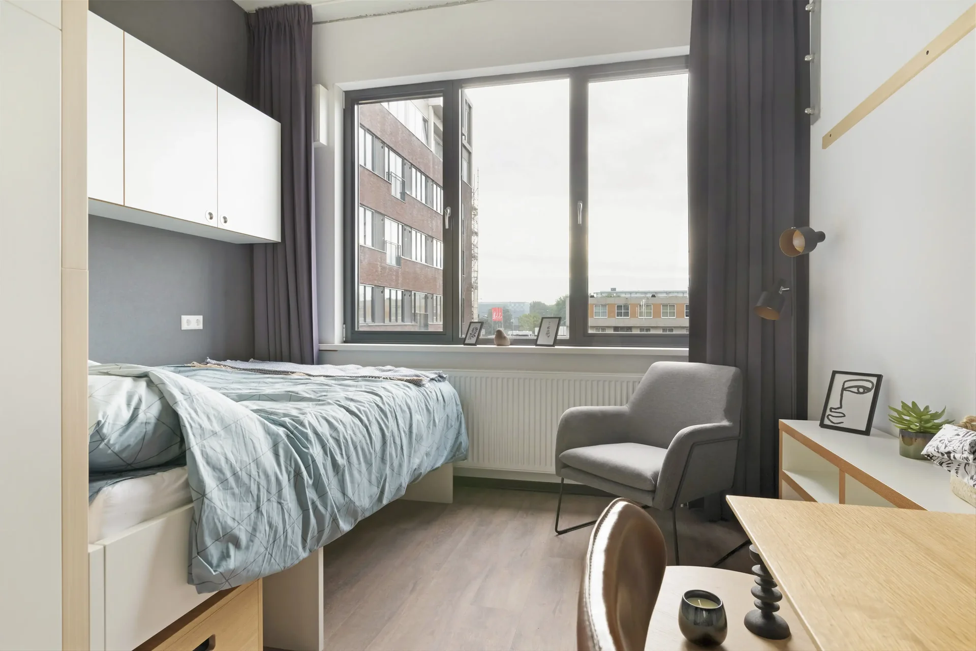 geblurde versie van de foto als achtergrond
