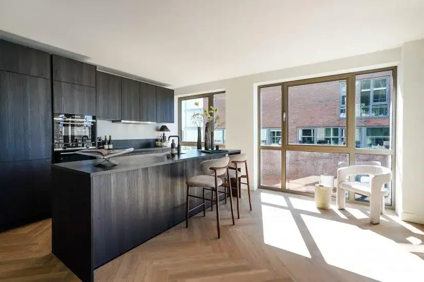 Foto van de Appartement gelegen aan de Dr. Lelykade in Den Haag