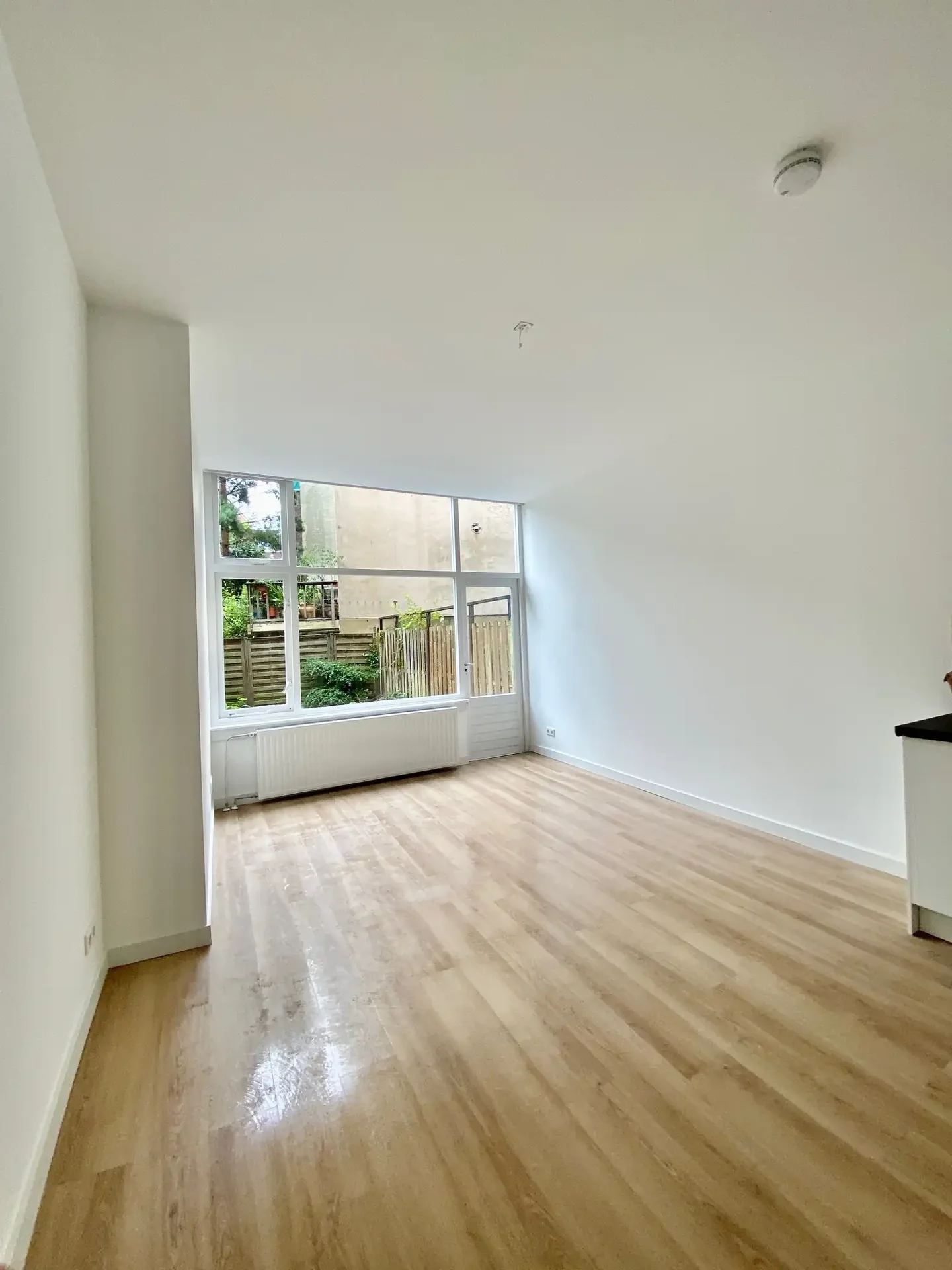 Foto van de Appartement gelegen aan de Mathenesserlaan in Rotterdam