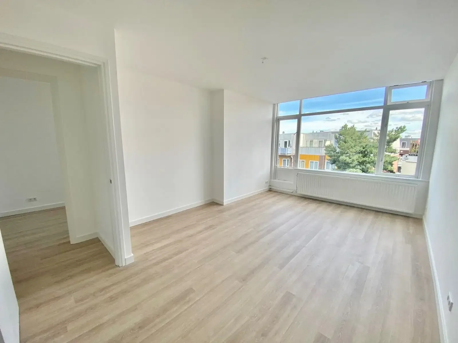 Foto van de Appartement gelegen aan de Mathenesserlaan in Rotterdam