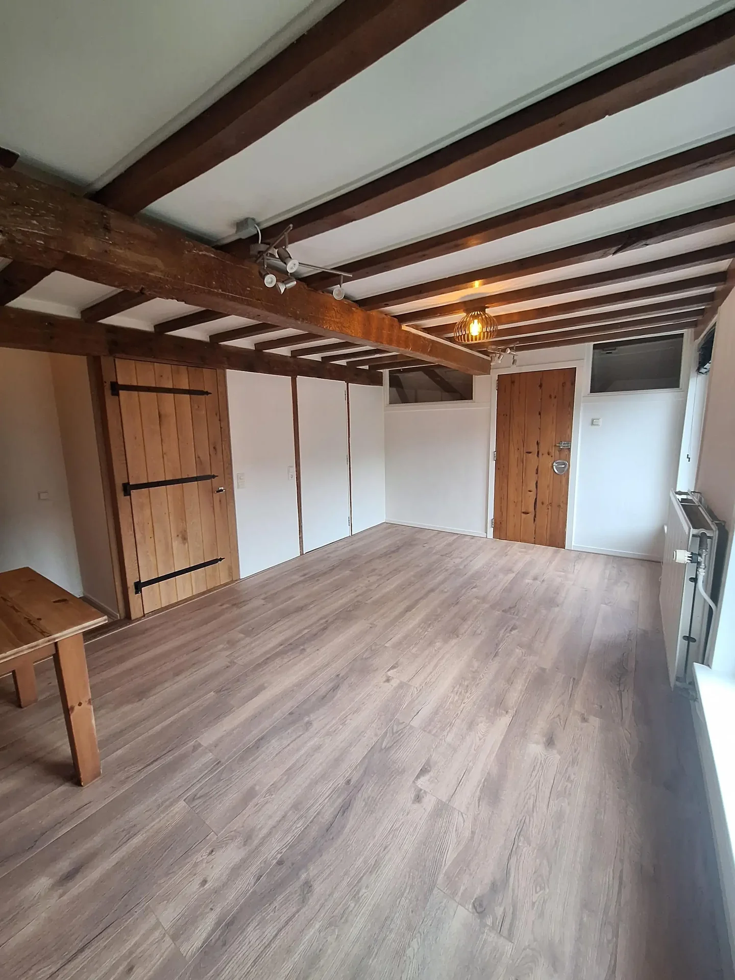 geblurde versie van de foto als achtergrond