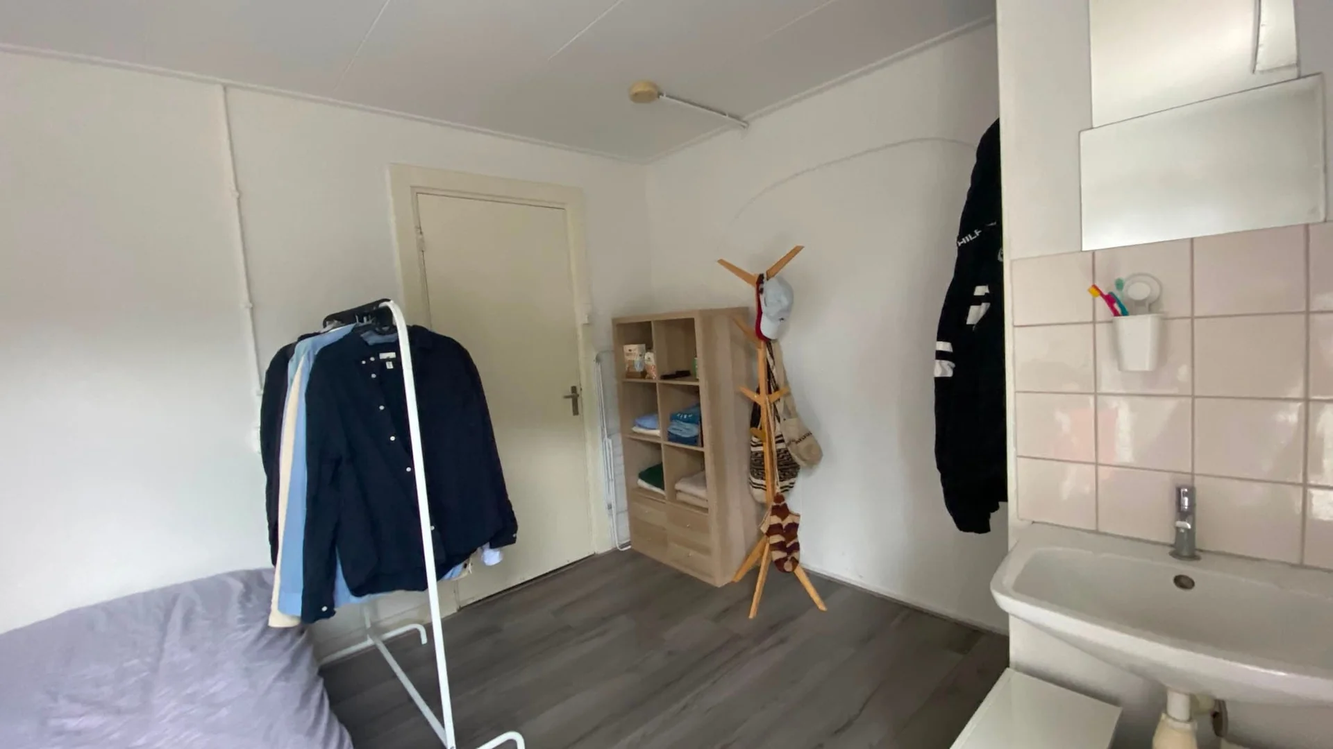 geblurde versie van de foto als achtergrond