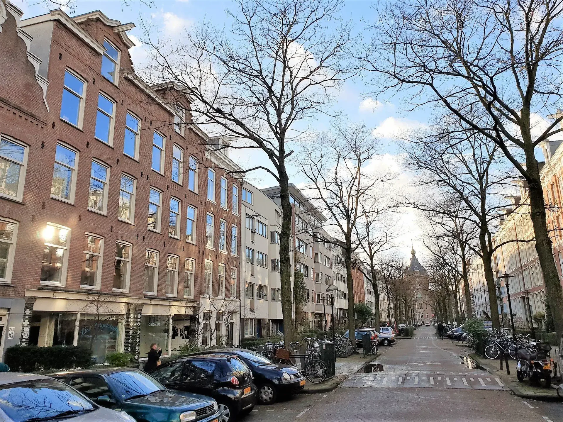 geblurde versie van de foto als achtergrond
