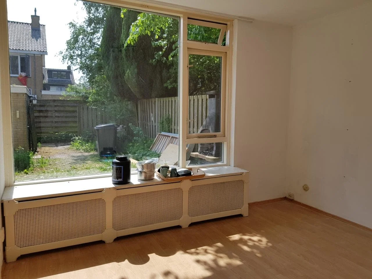 geblurde versie van de foto als achtergrond