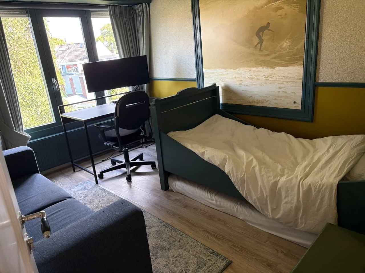 geblurde versie van de foto als achtergrond