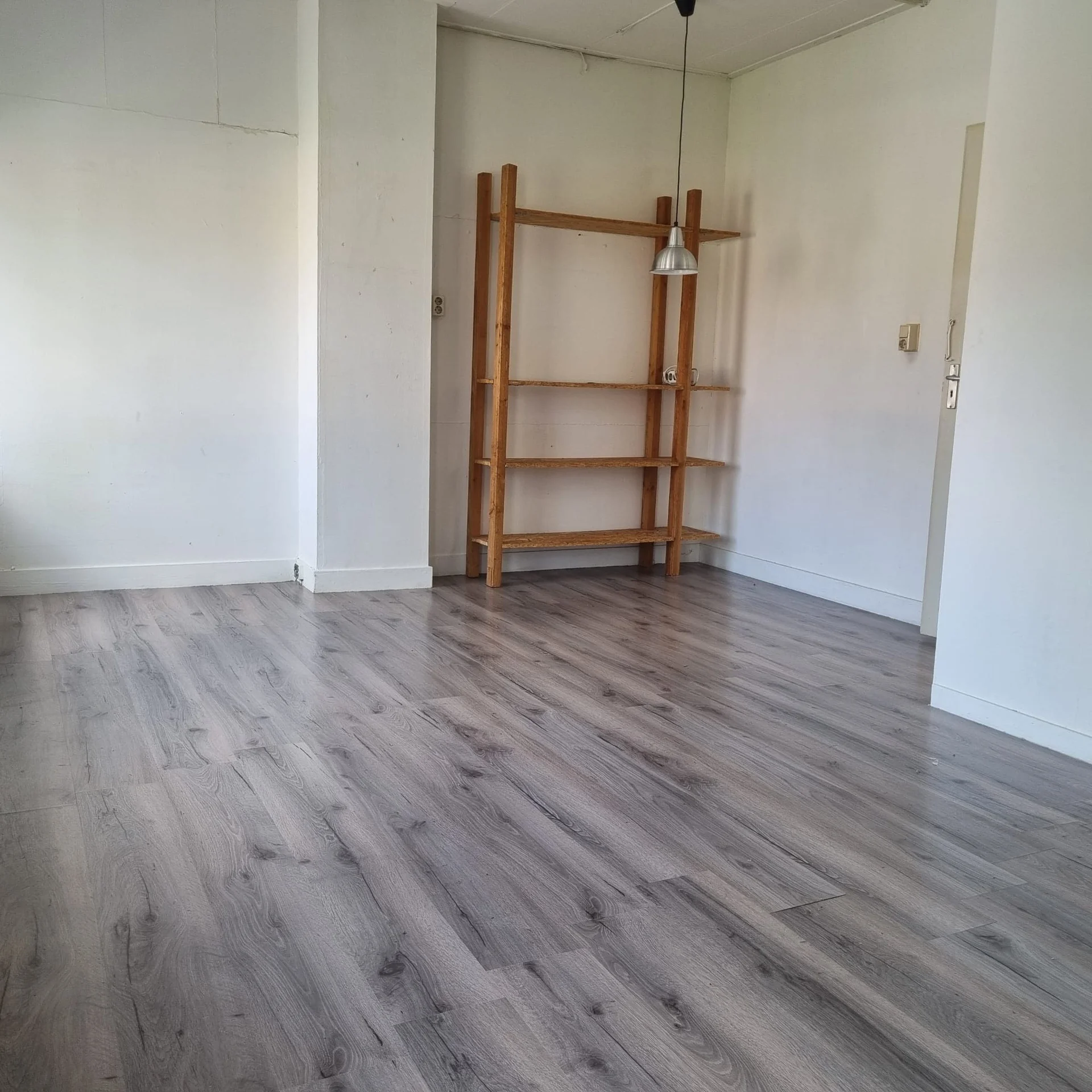 Foto van de Kamer gelegen aan de Willem Lodewijkstraat in Leeuwarden