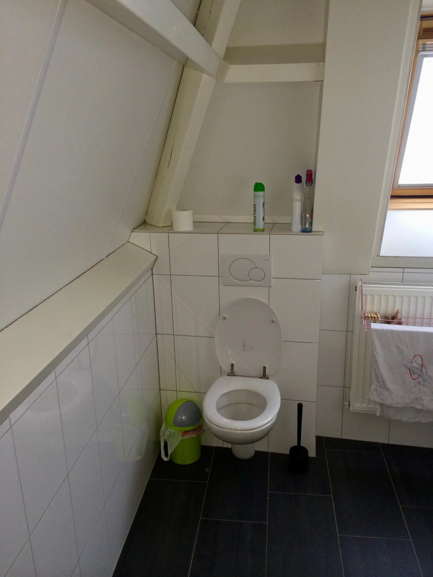 Foto van de Kamer gelegen aan de Lissabonstraat in Groningen