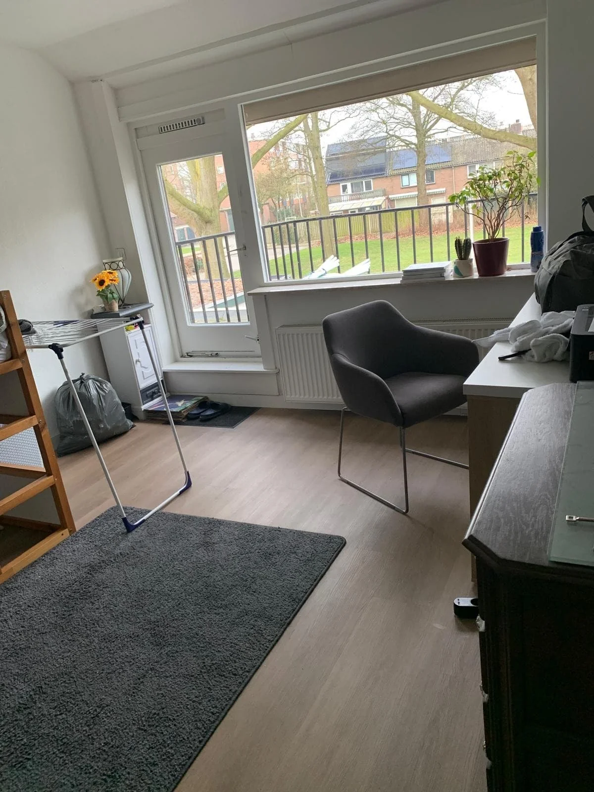 geblurde versie van de foto als achtergrond