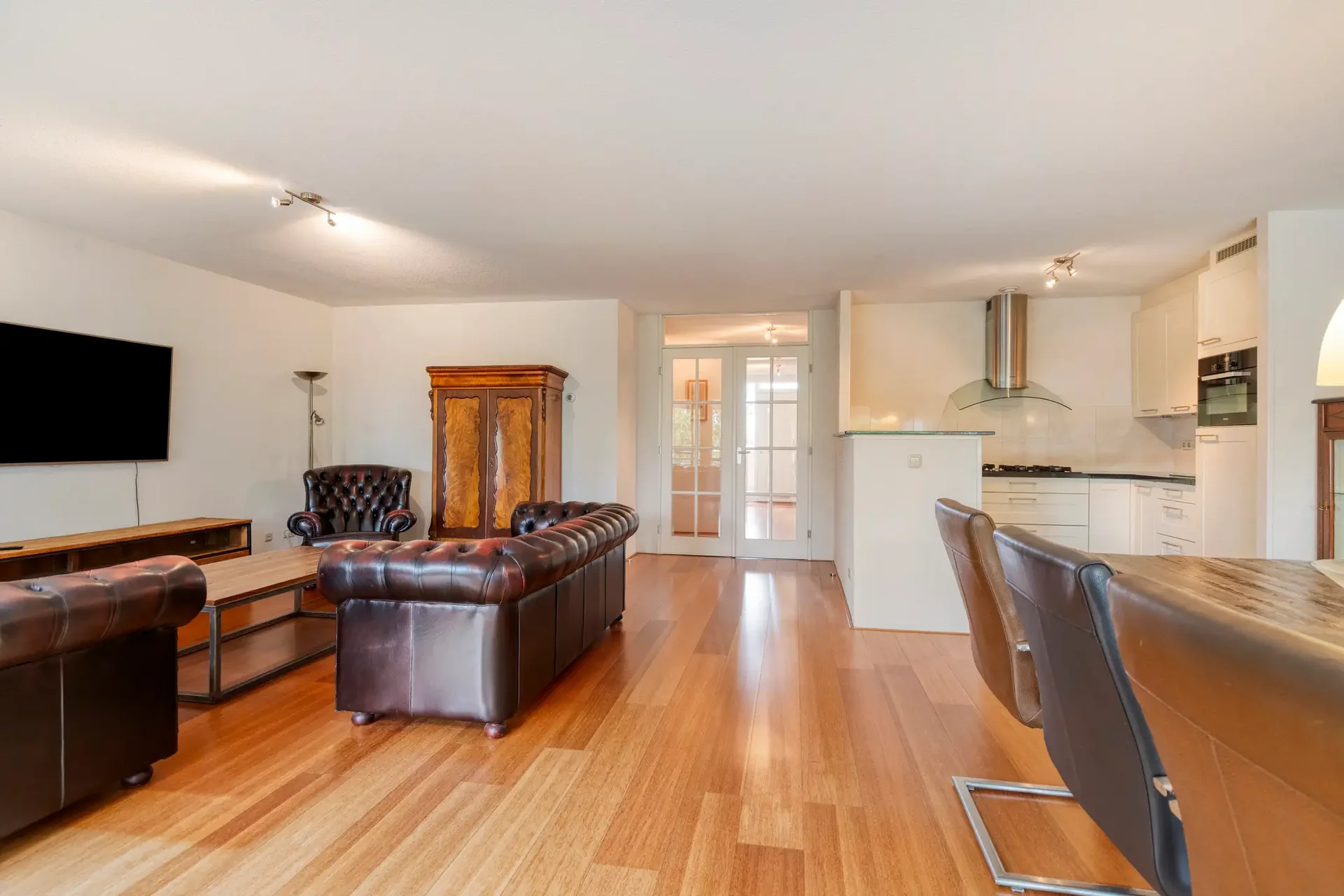 Foto van de Appartement gelegen aan de Hoofdweg in Nieuw-Vennep