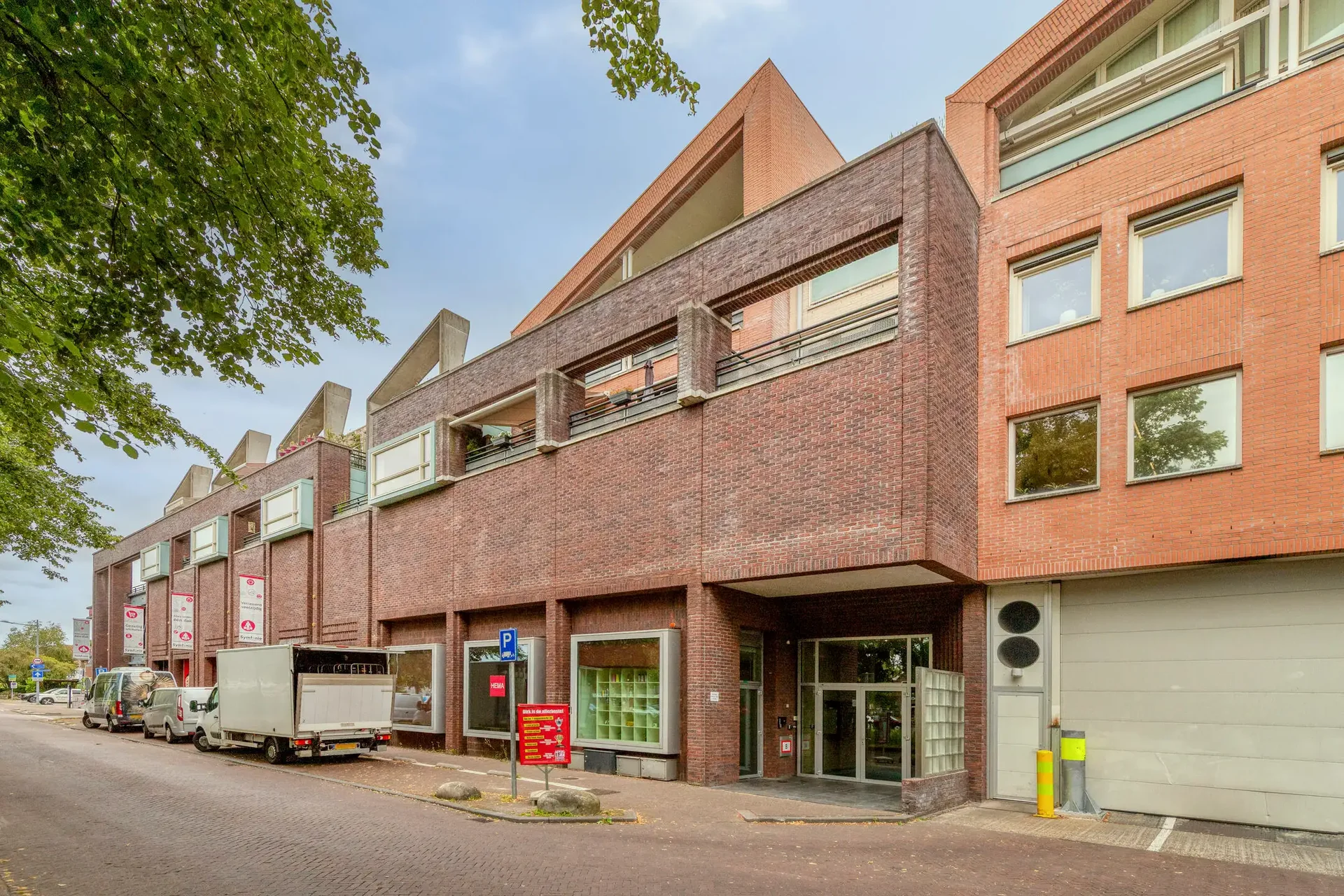 Foto van de Appartement gelegen aan de Hoofdweg in Nieuw-Vennep
