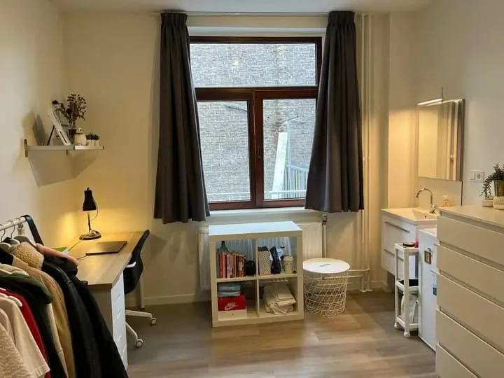 Foto van de Kamer gelegen aan de Alexanderstraat in Den Haag