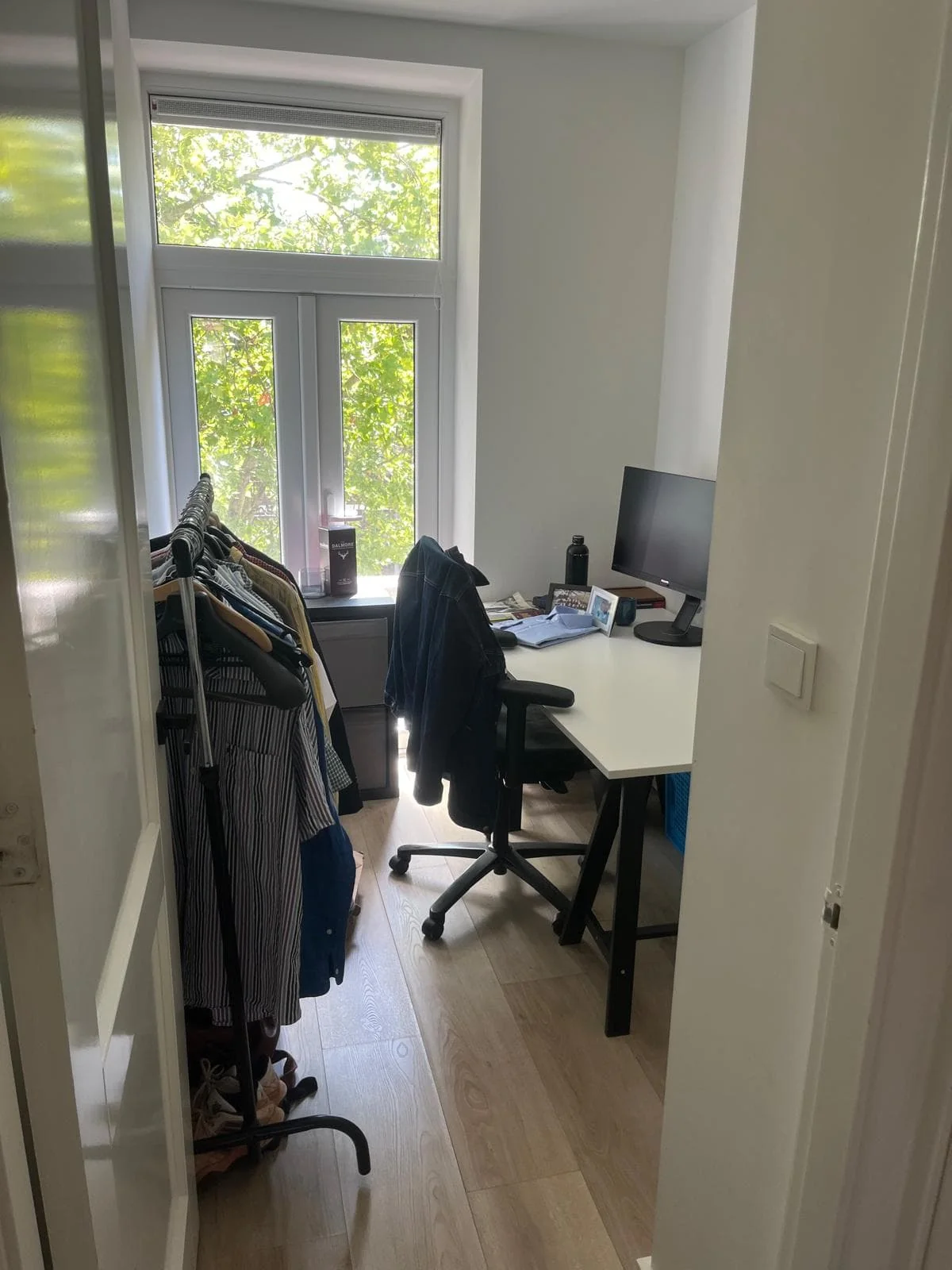 Foto van de Kamer gelegen aan de Mathenesserweg in Rotterdam