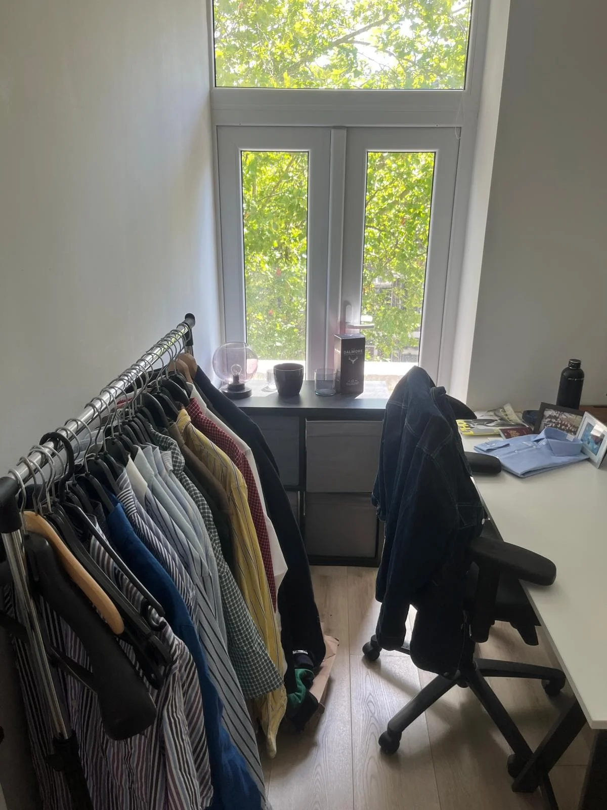 Foto van de Kamer gelegen aan de Mathenesserweg in Rotterdam
