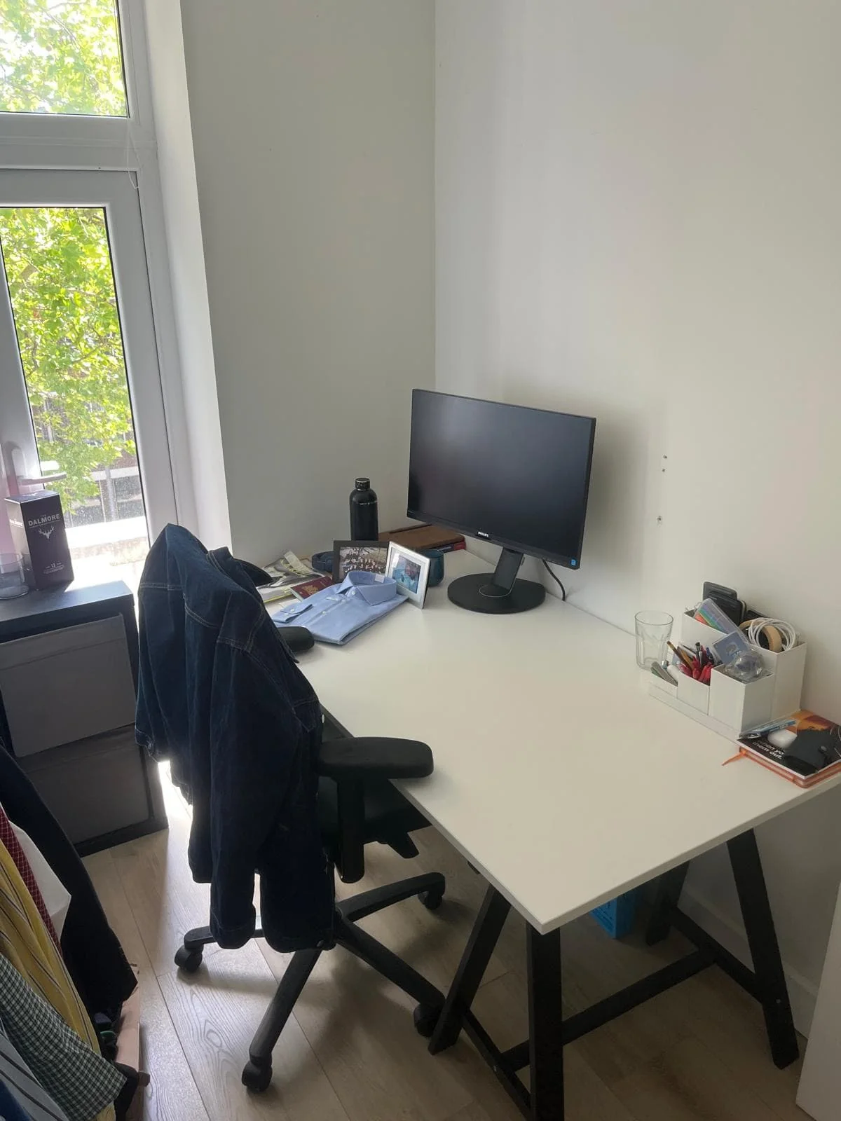 Foto van de Kamer gelegen aan de Mathenesserweg in Rotterdam