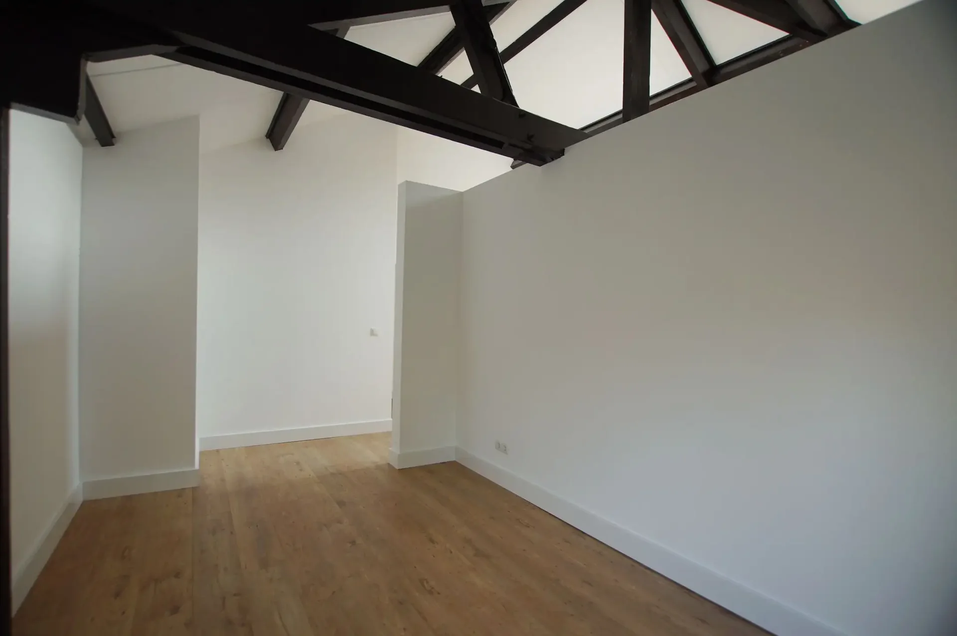 Foto van de Appartement gelegen aan de Schiedamsesingel in Rotterdam