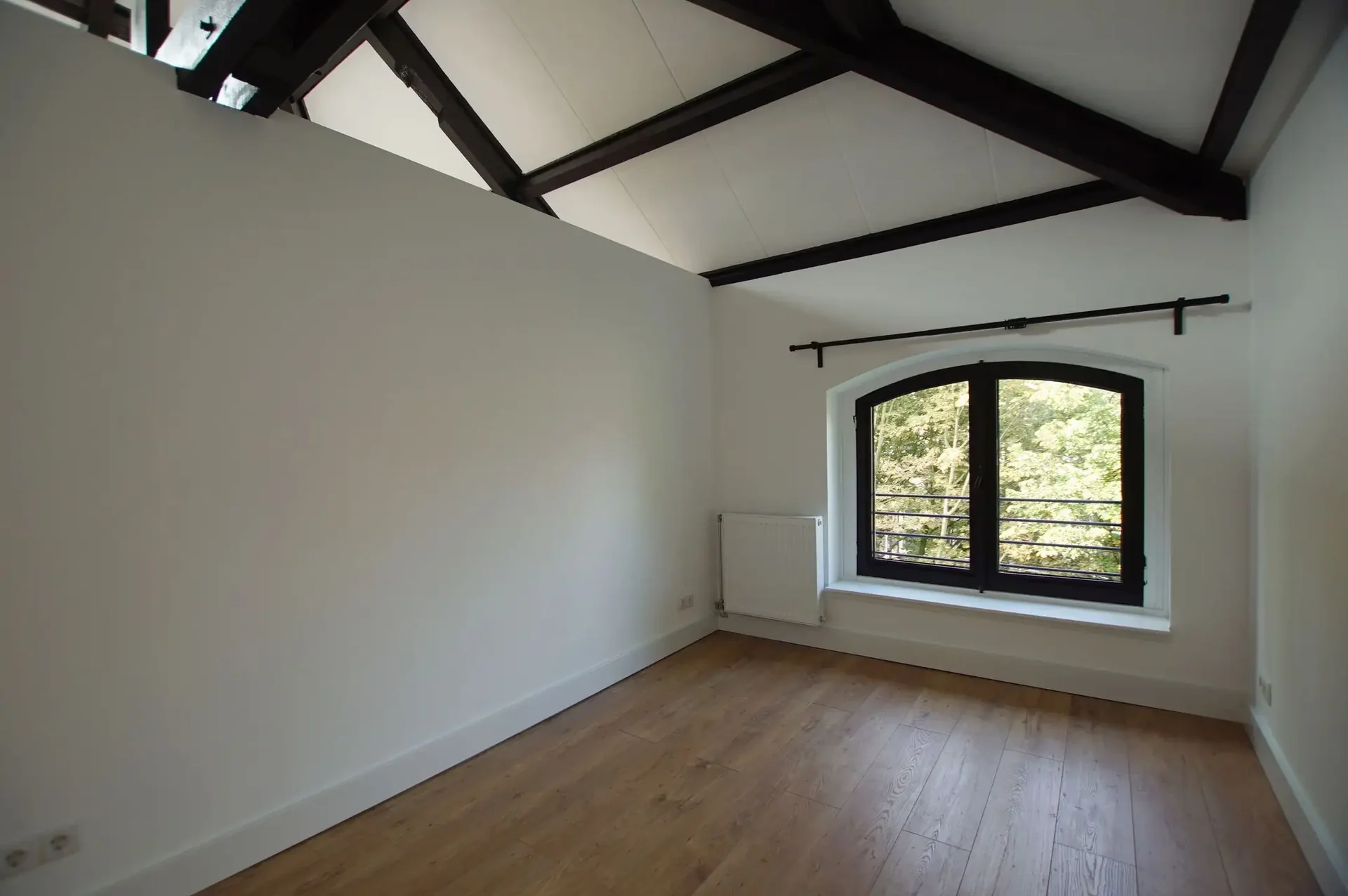 Foto van de Appartement gelegen aan de Schiedamsesingel in Rotterdam