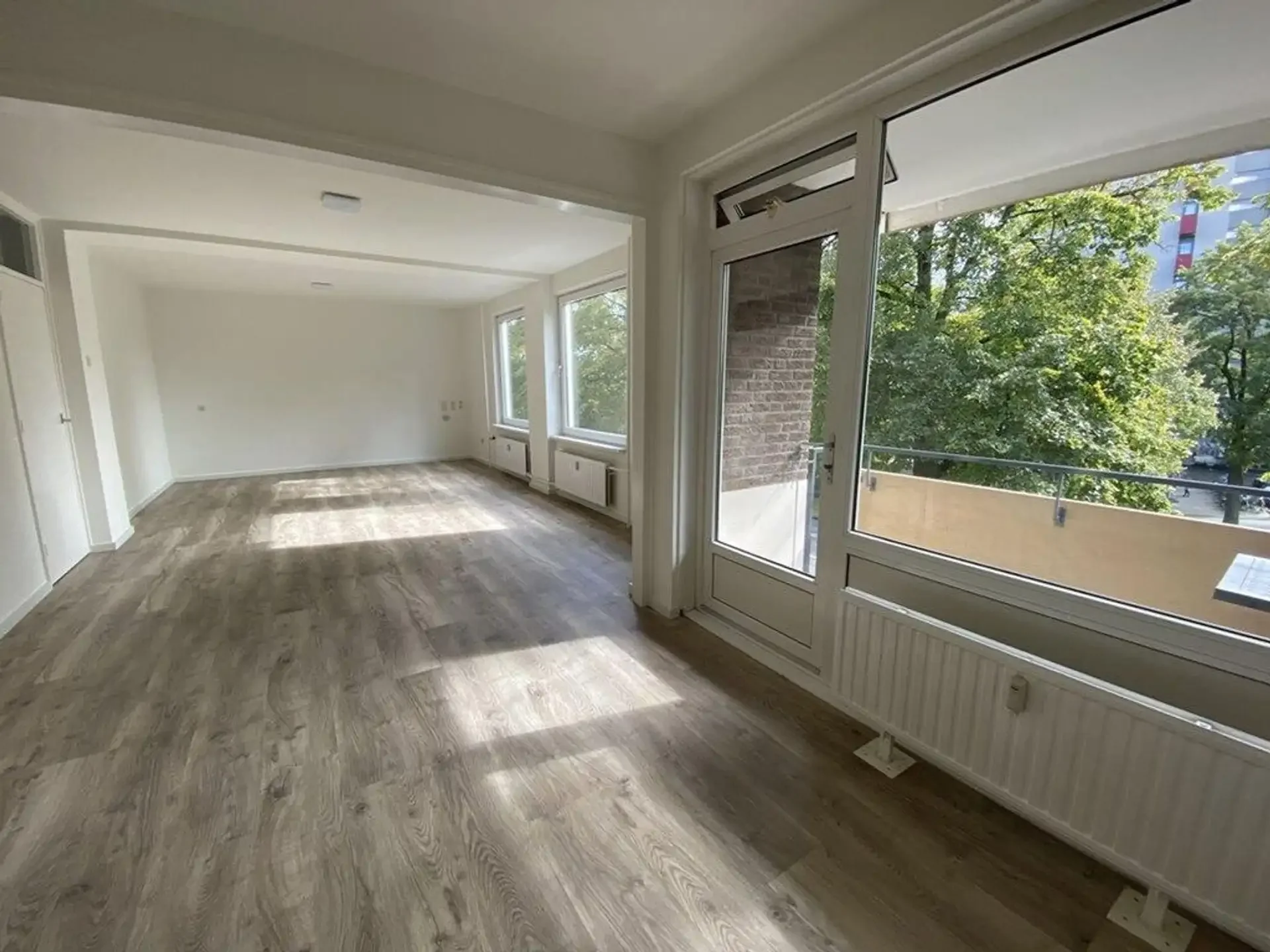geblurde versie van de foto als achtergrond