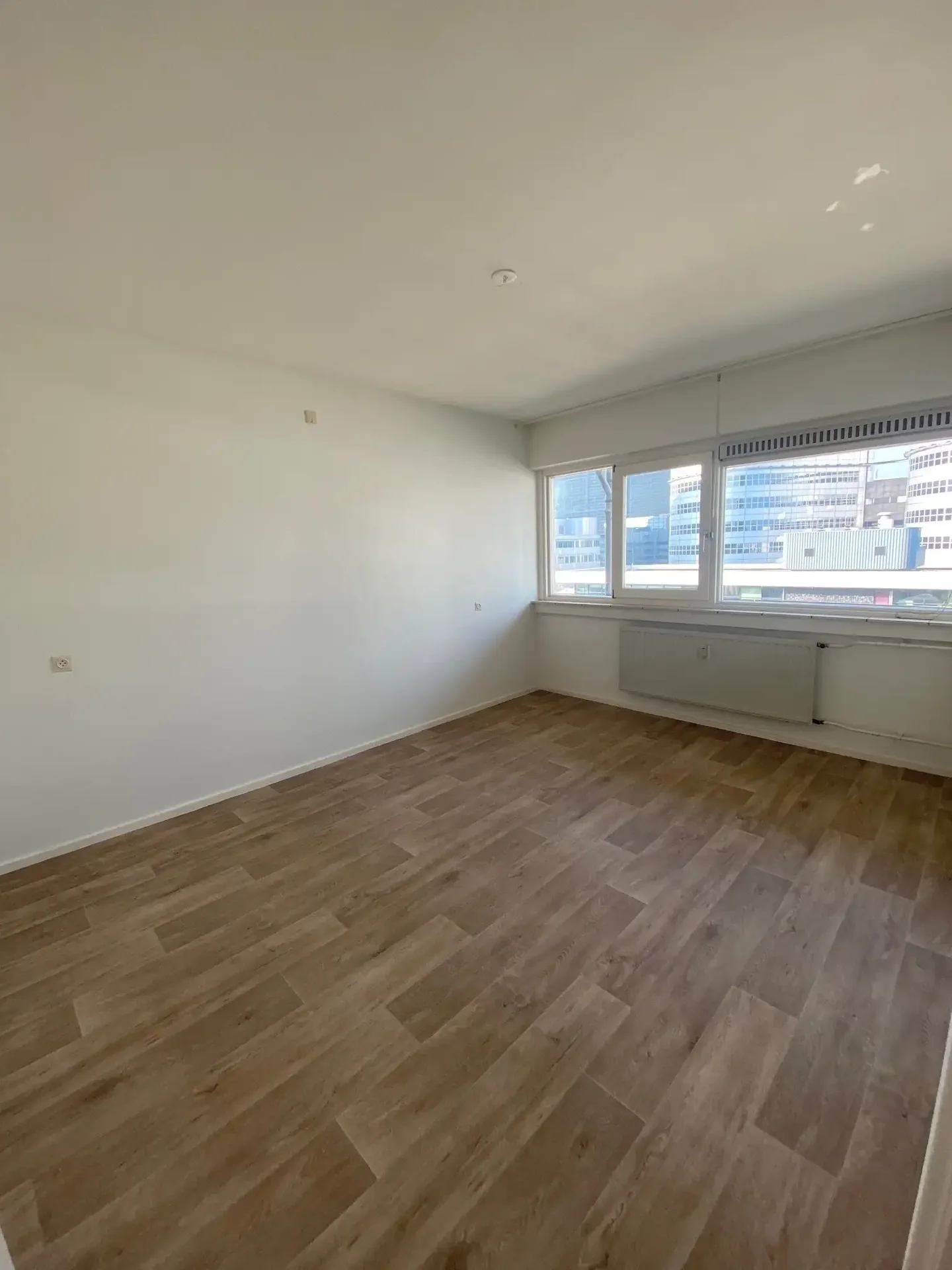 Foto van de Appartement gelegen aan de Kruiskade in Rotterdam