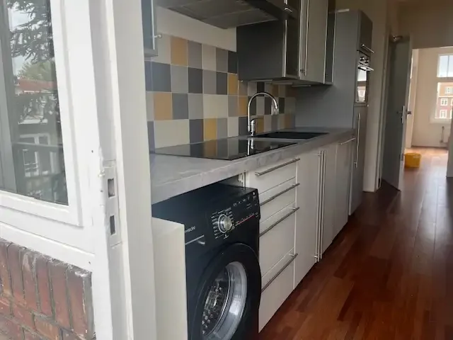 geblurde versie van de foto als achtergrond