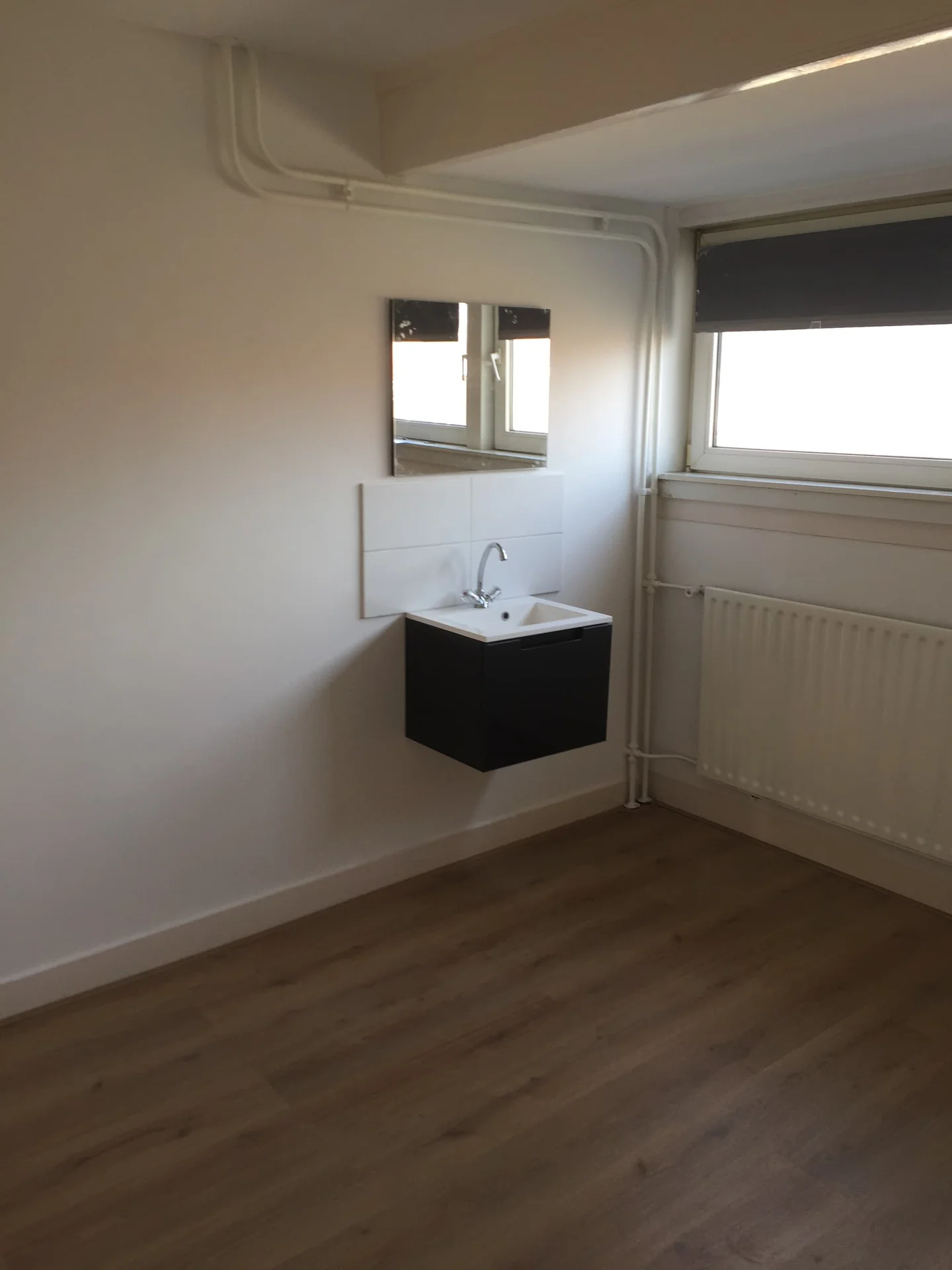 Foto van de Kamer gelegen aan de Azaleastraat in Rotterdam