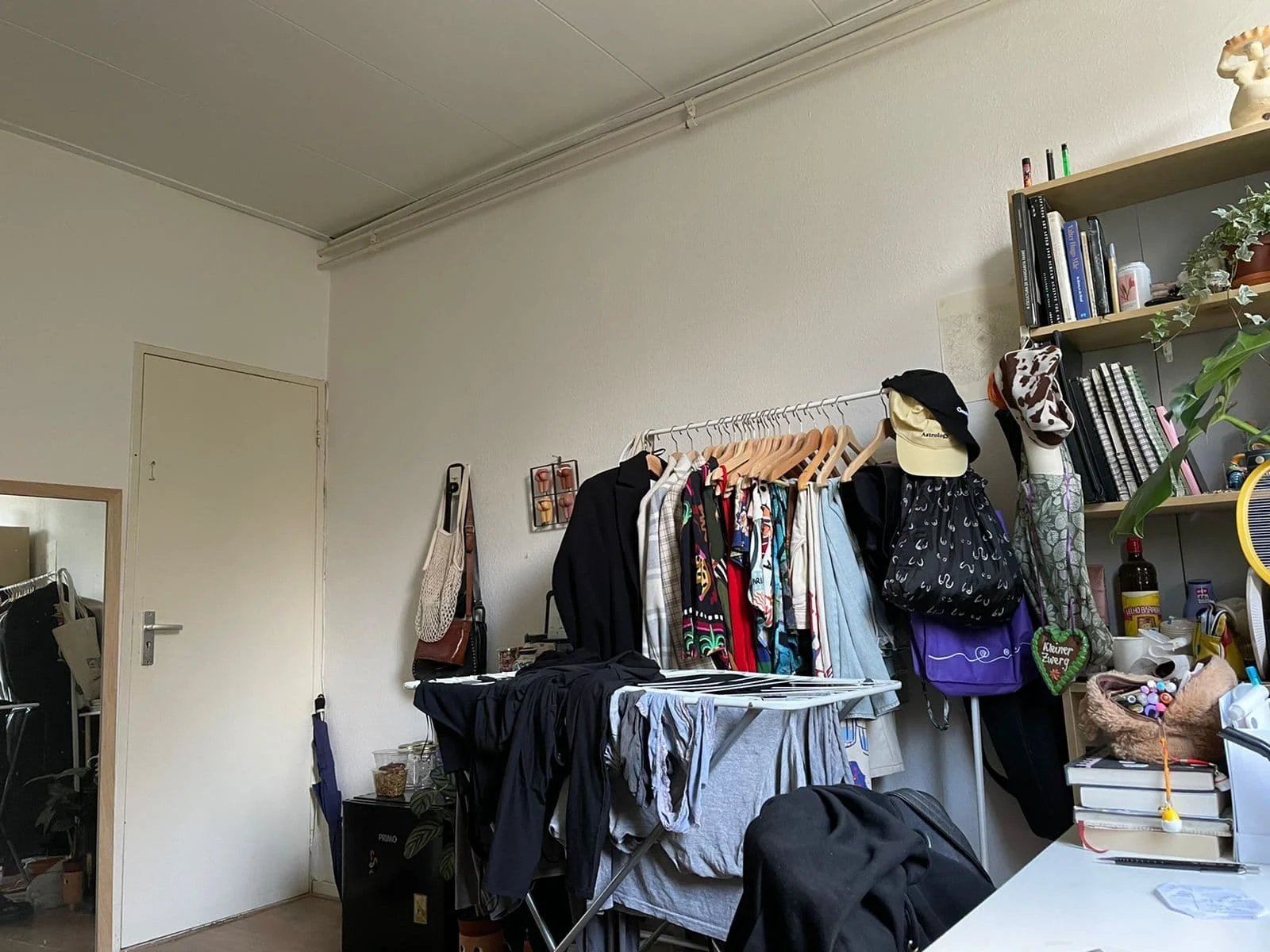 Foto van de Kamer gelegen aan de Mariniersweg in Rotterdam