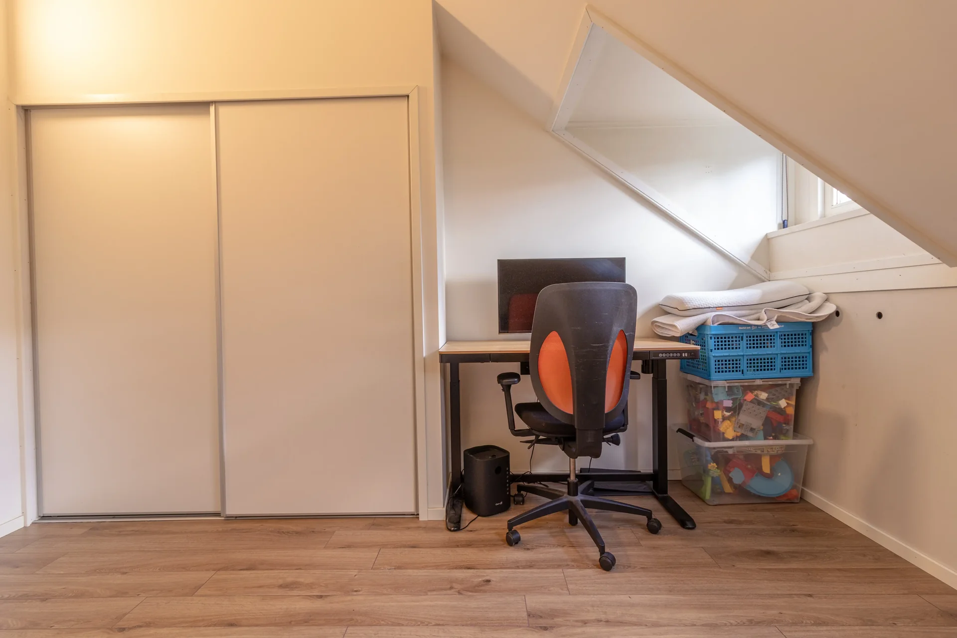 geblurde versie van de foto als achtergrond