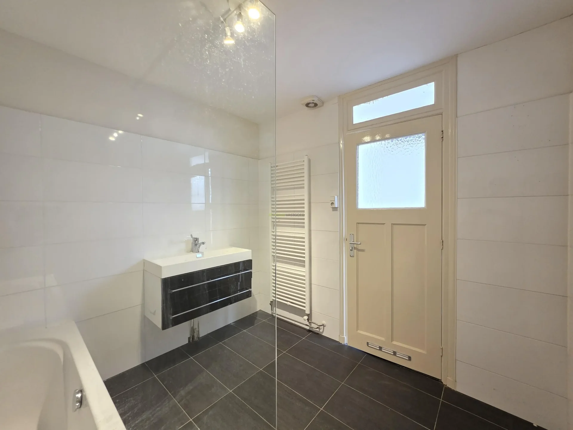 Foto van de Appartement gelegen aan de Vierambachtsstraat in Rotterdam
