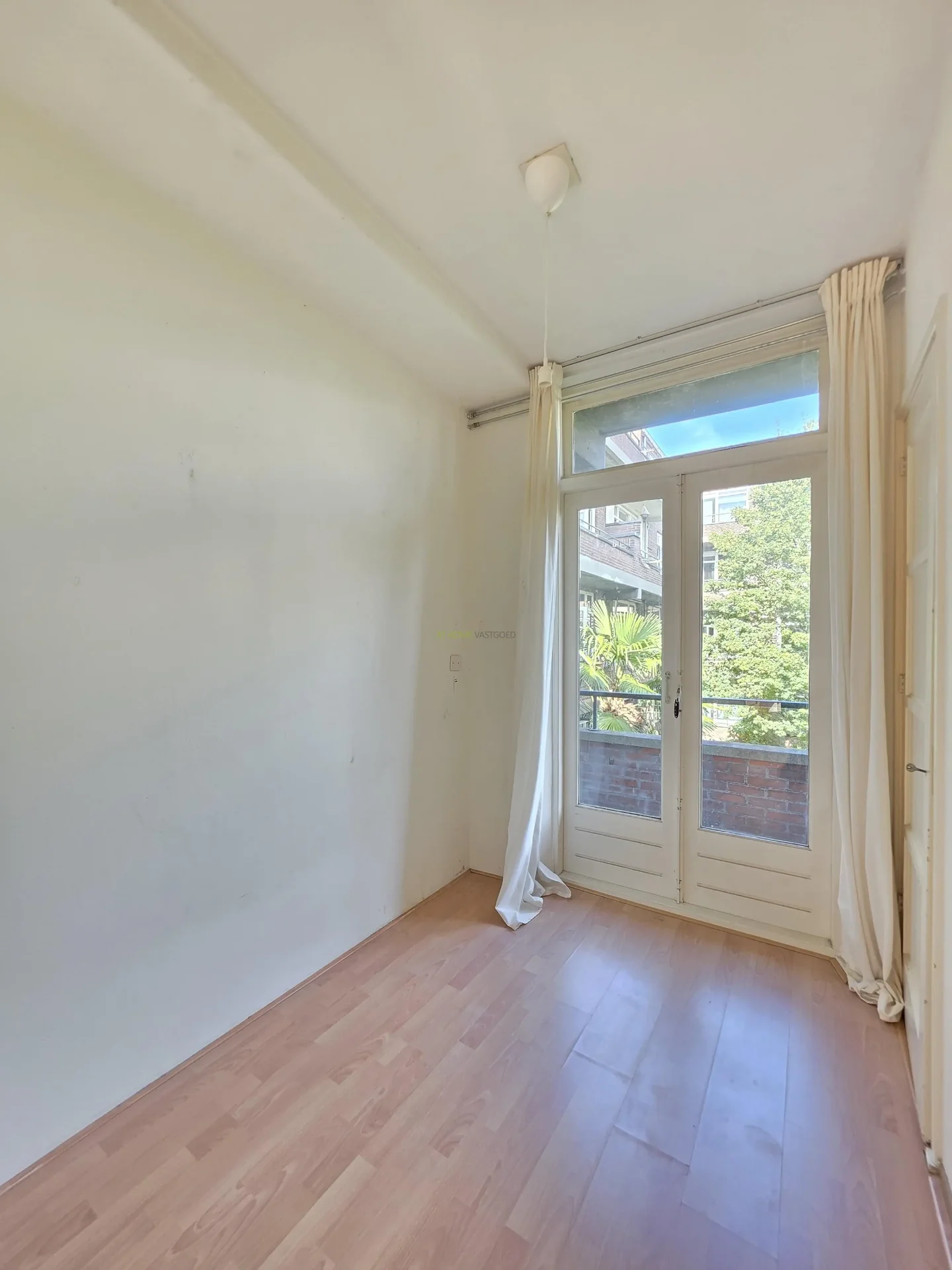 Foto van de Appartement gelegen aan de van Houtenstraat in Rotterdam