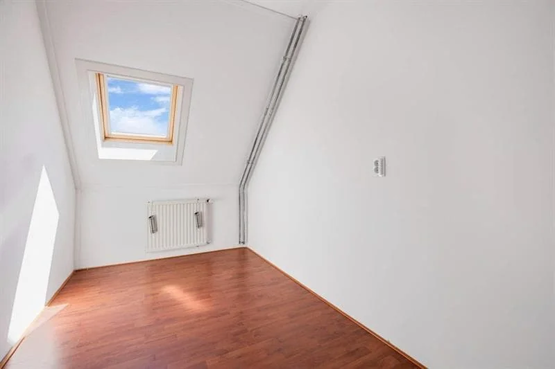 Foto van de Kamer gelegen aan de Brecklenkampstraat in Rotterdam