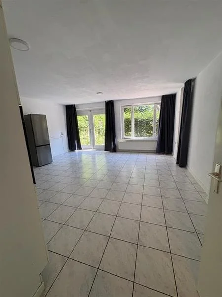Foto van de Appartement gelegen aan de Suze Groenewegplantsoen in Amsterdam