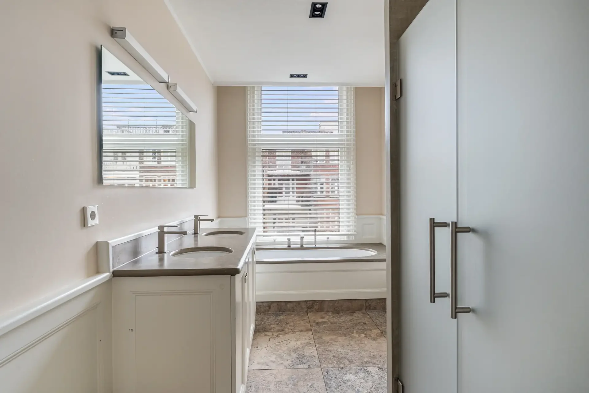 Foto van de Appartement gelegen aan de Johannes Verhulststraat in Amsterdam