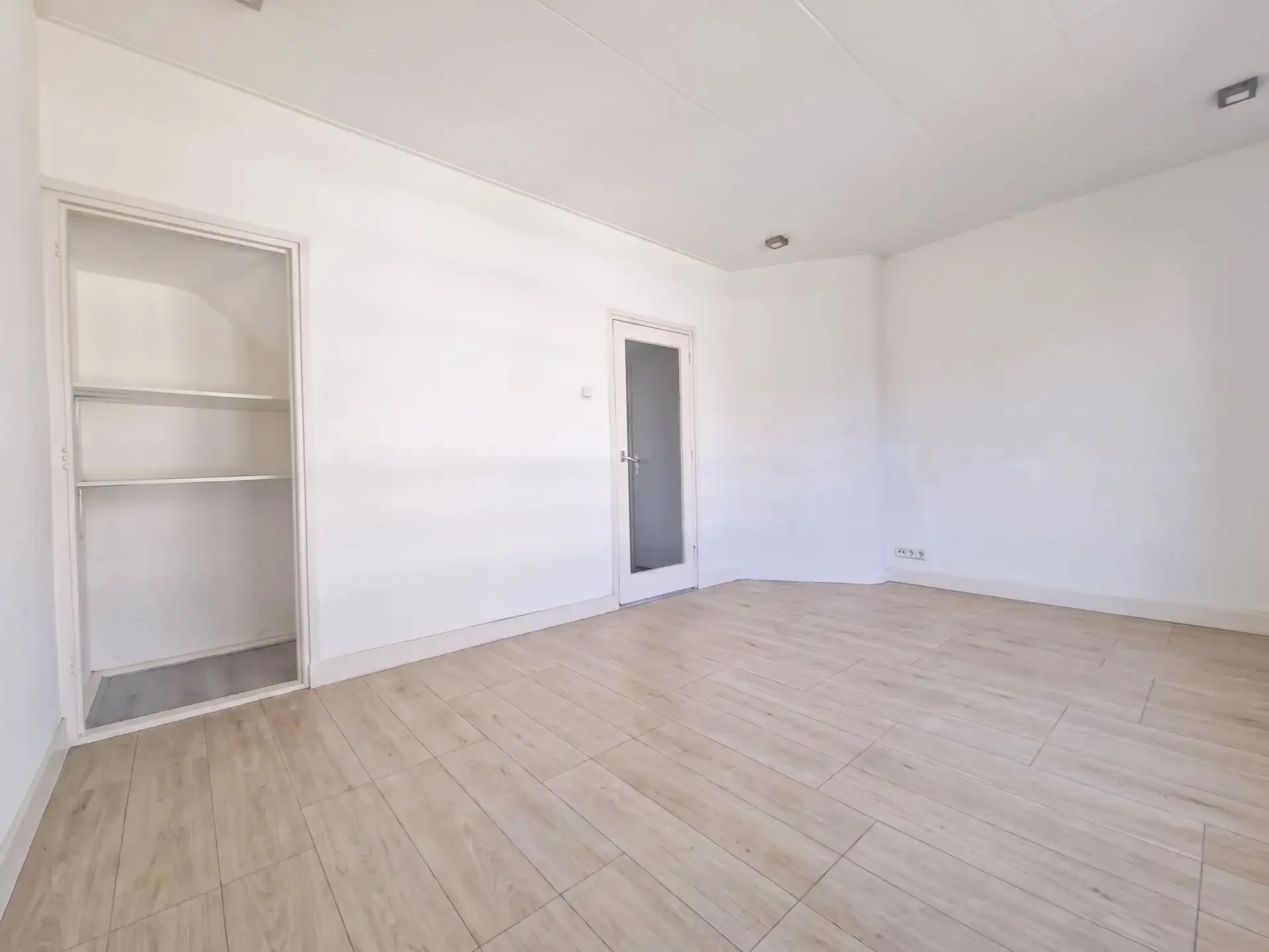 Foto van de Appartement gelegen aan de Karel Doormanstraat in Rotterdam
