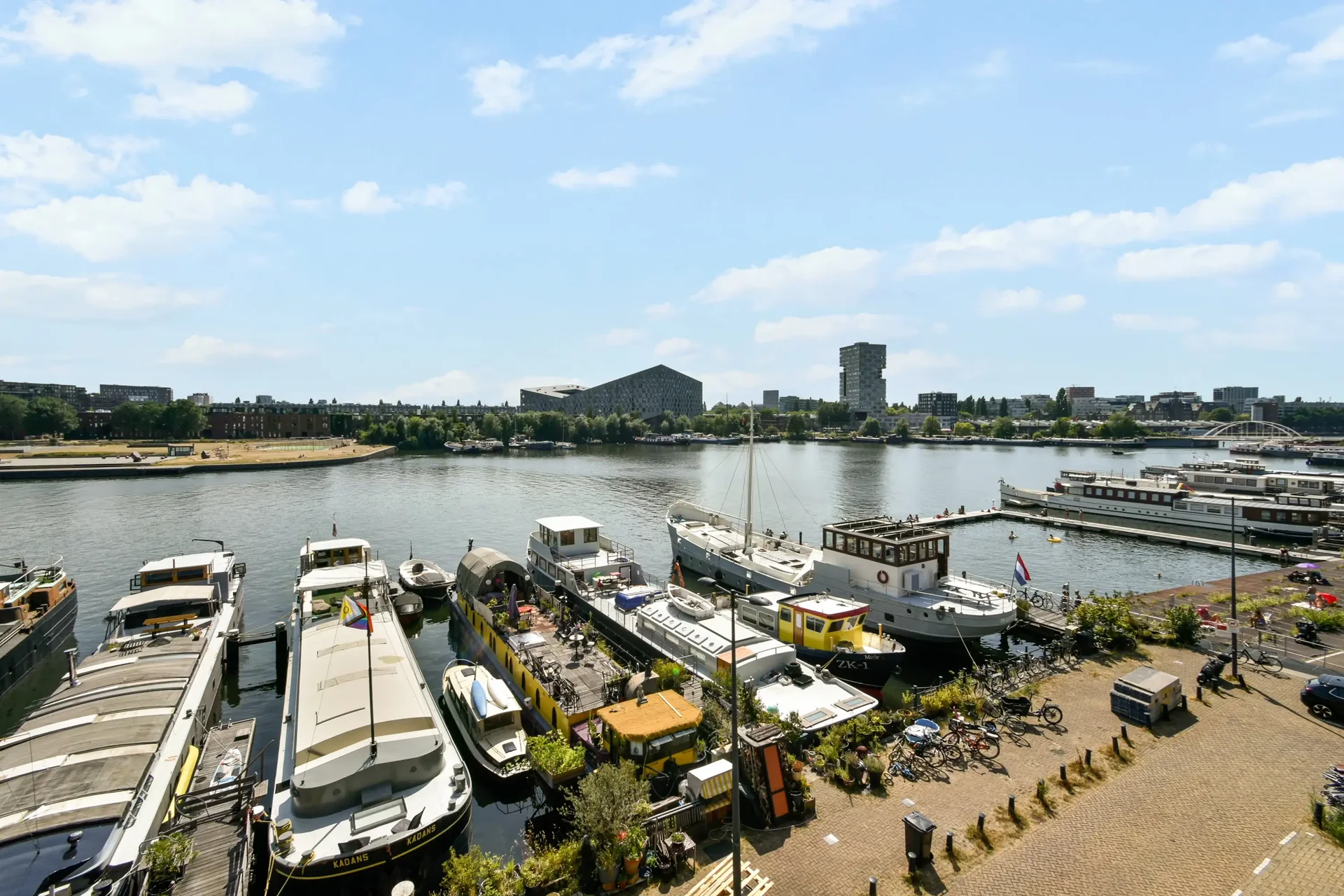 Foto van de Appartement gelegen aan de Levantkade in Amsterdam