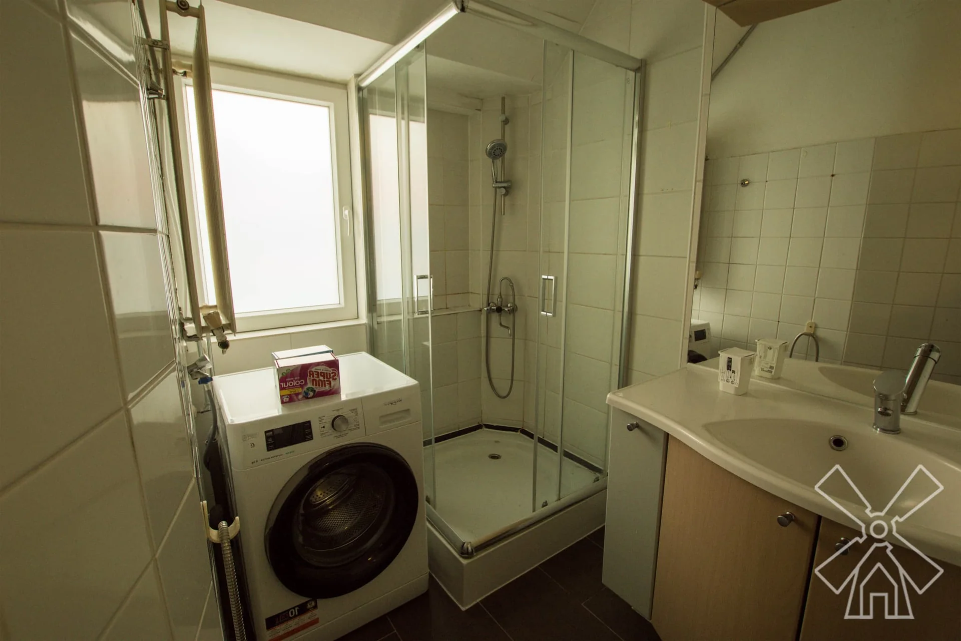 Foto van de Kamer gelegen aan de Van den Berghstraat in Den Haag