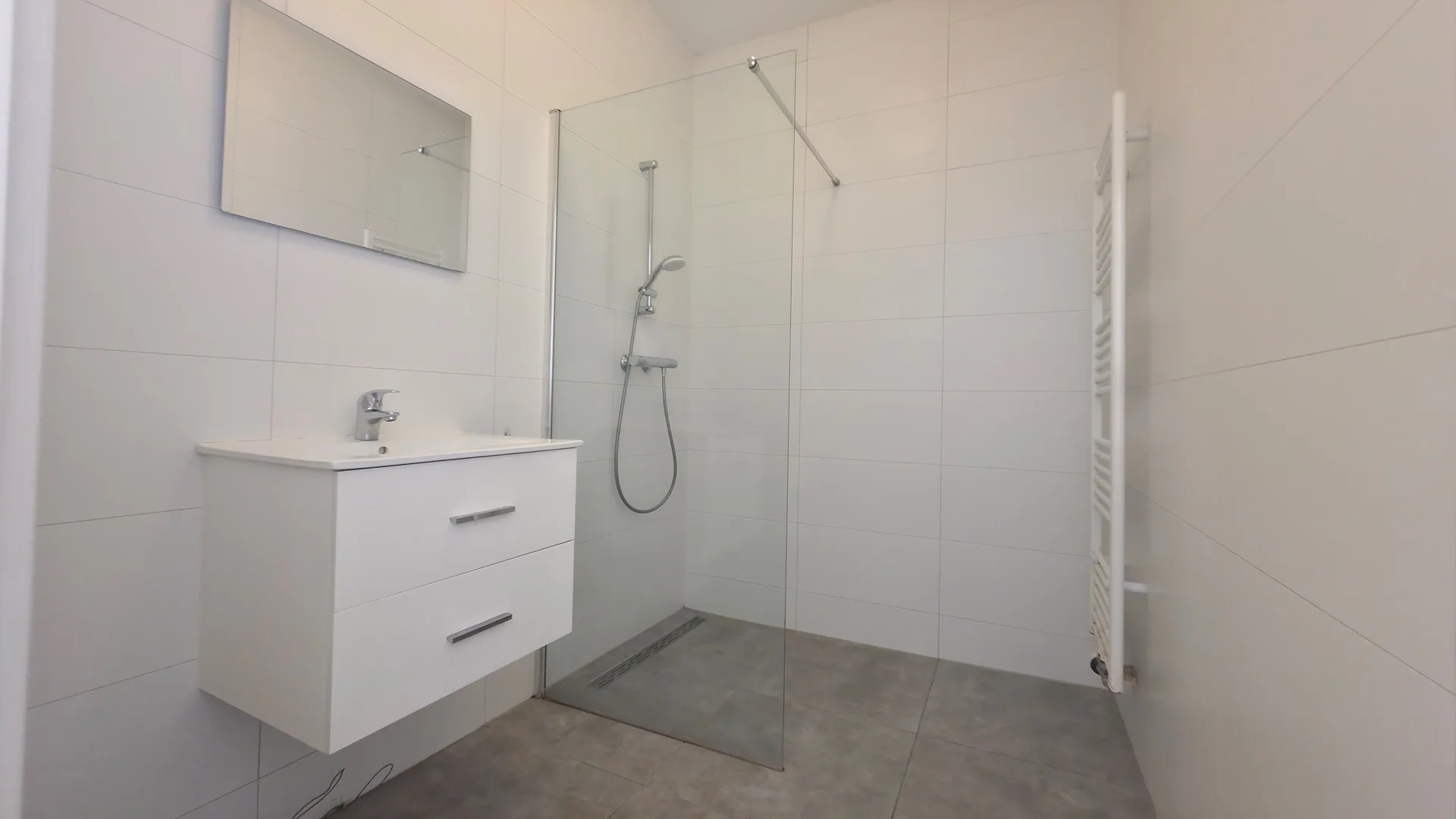 Foto van de Appartement gelegen aan de Mathenesserweg in Rotterdam