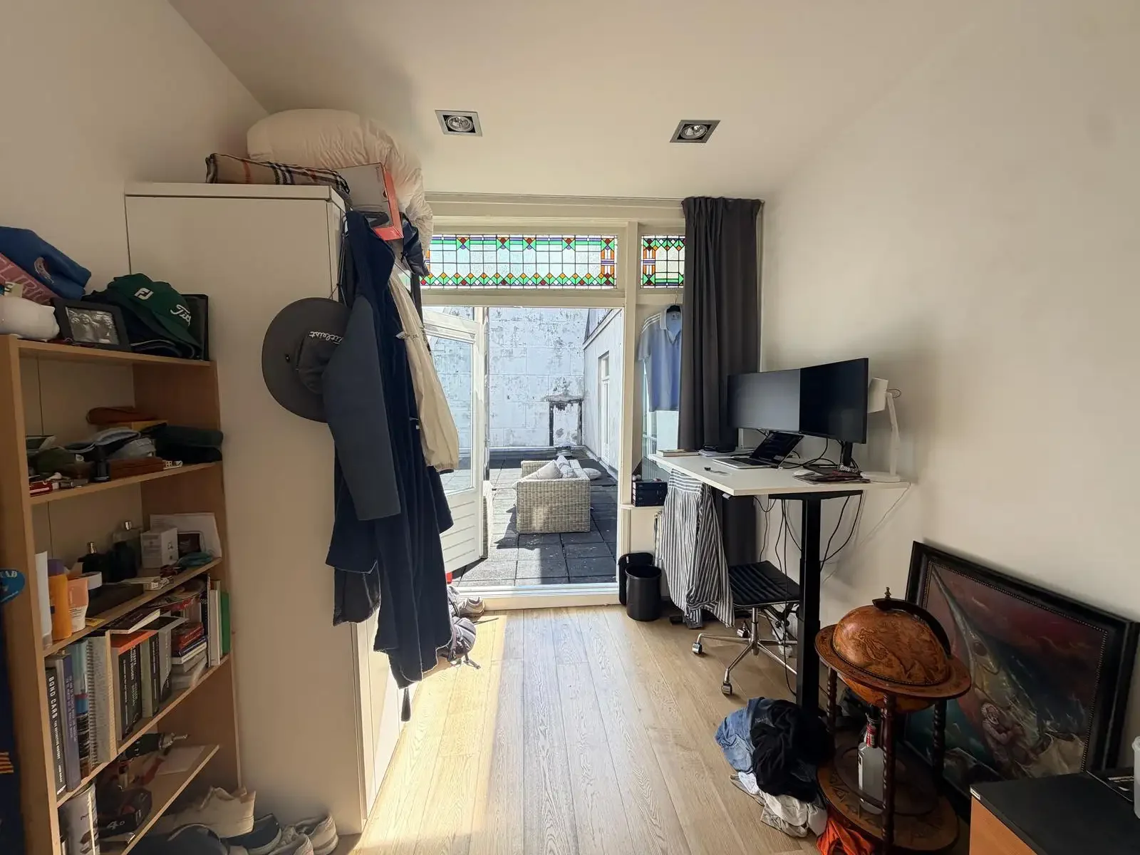geblurde versie van de foto als achtergrond