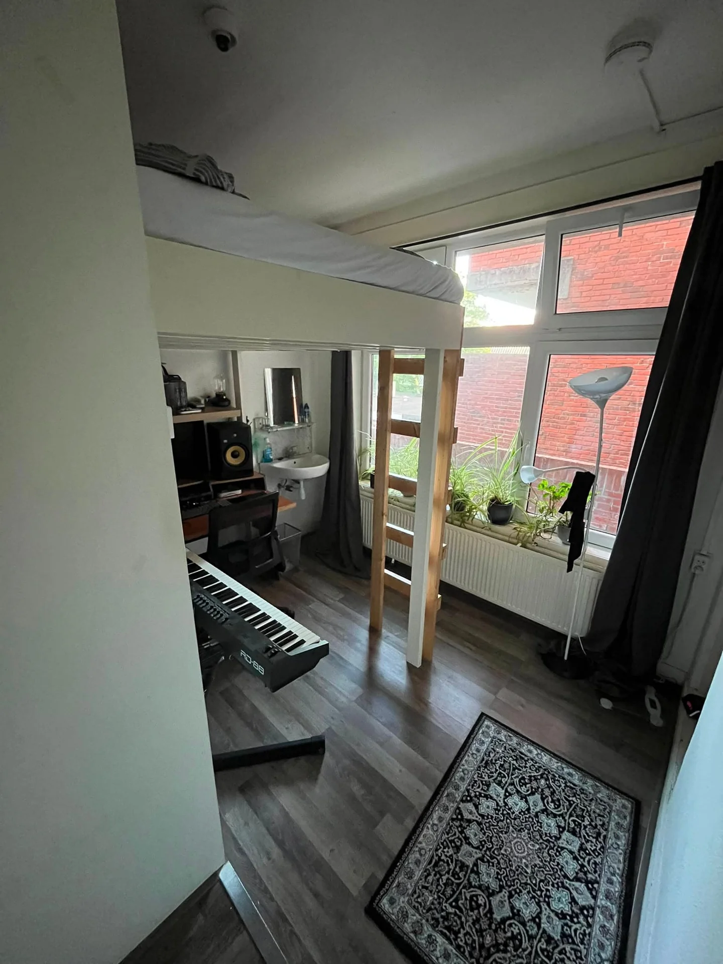 Foto van de Kamer gelegen aan de Borneoplein in Groningen