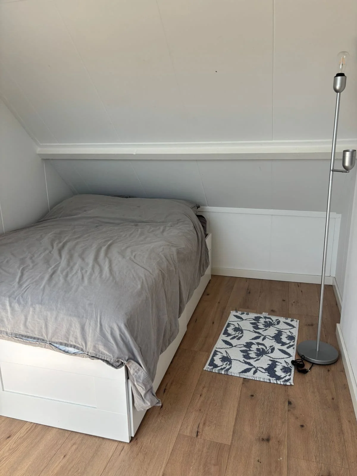 Foto van de Kamer gelegen aan de Riederlaan in Rotterdam