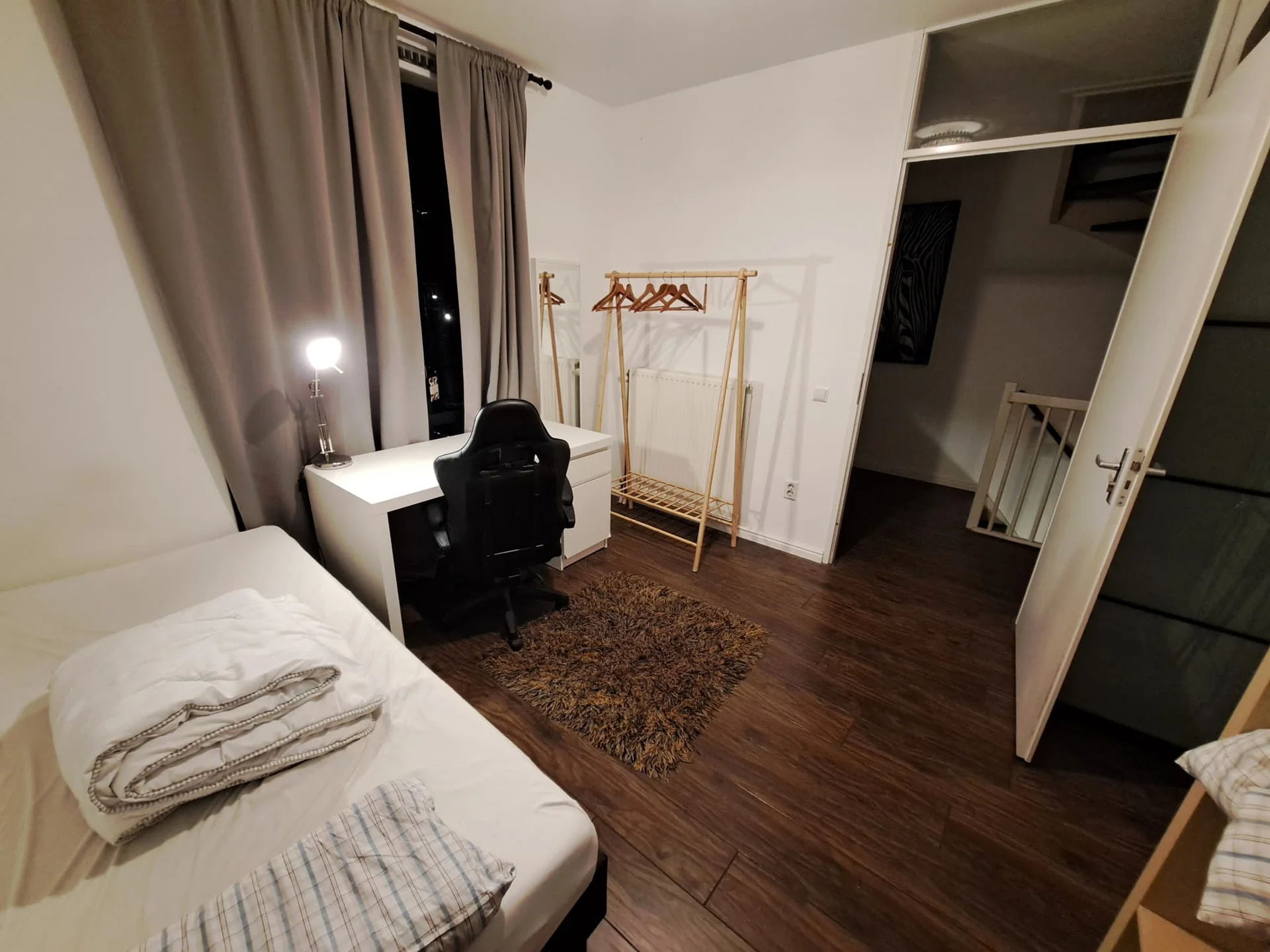 Foto van de Kamer gelegen aan de New Yorksingel in Den Haag