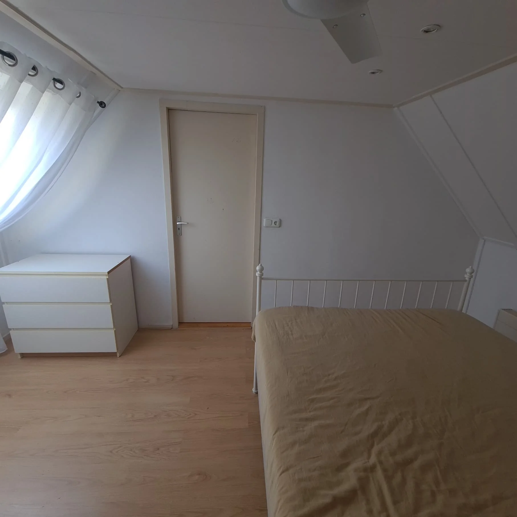 Foto van de Kamer gelegen aan de Mondriaanlaan in Lopik